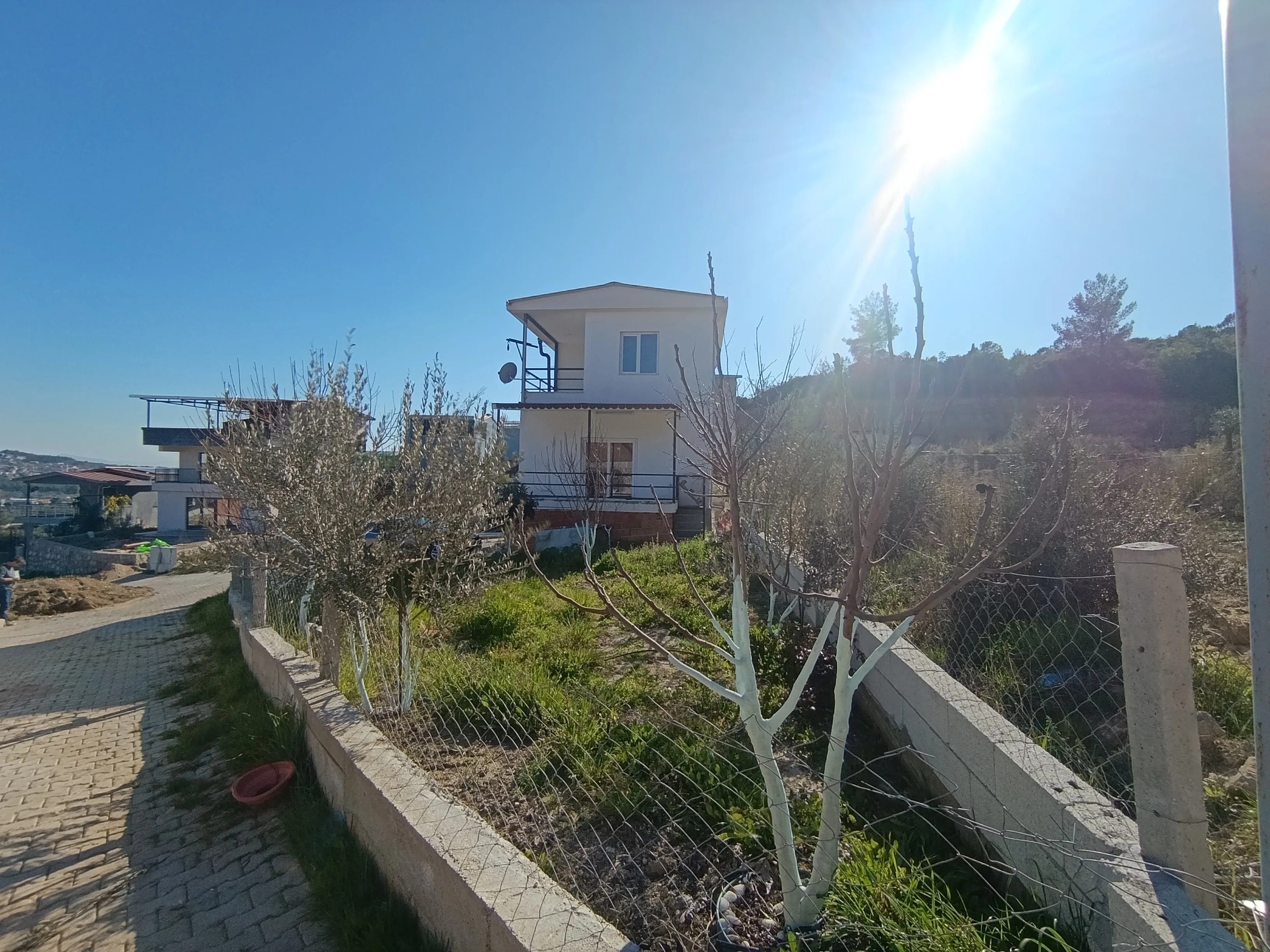 Buca Karaağaç Yüksek Tavanlı Villa