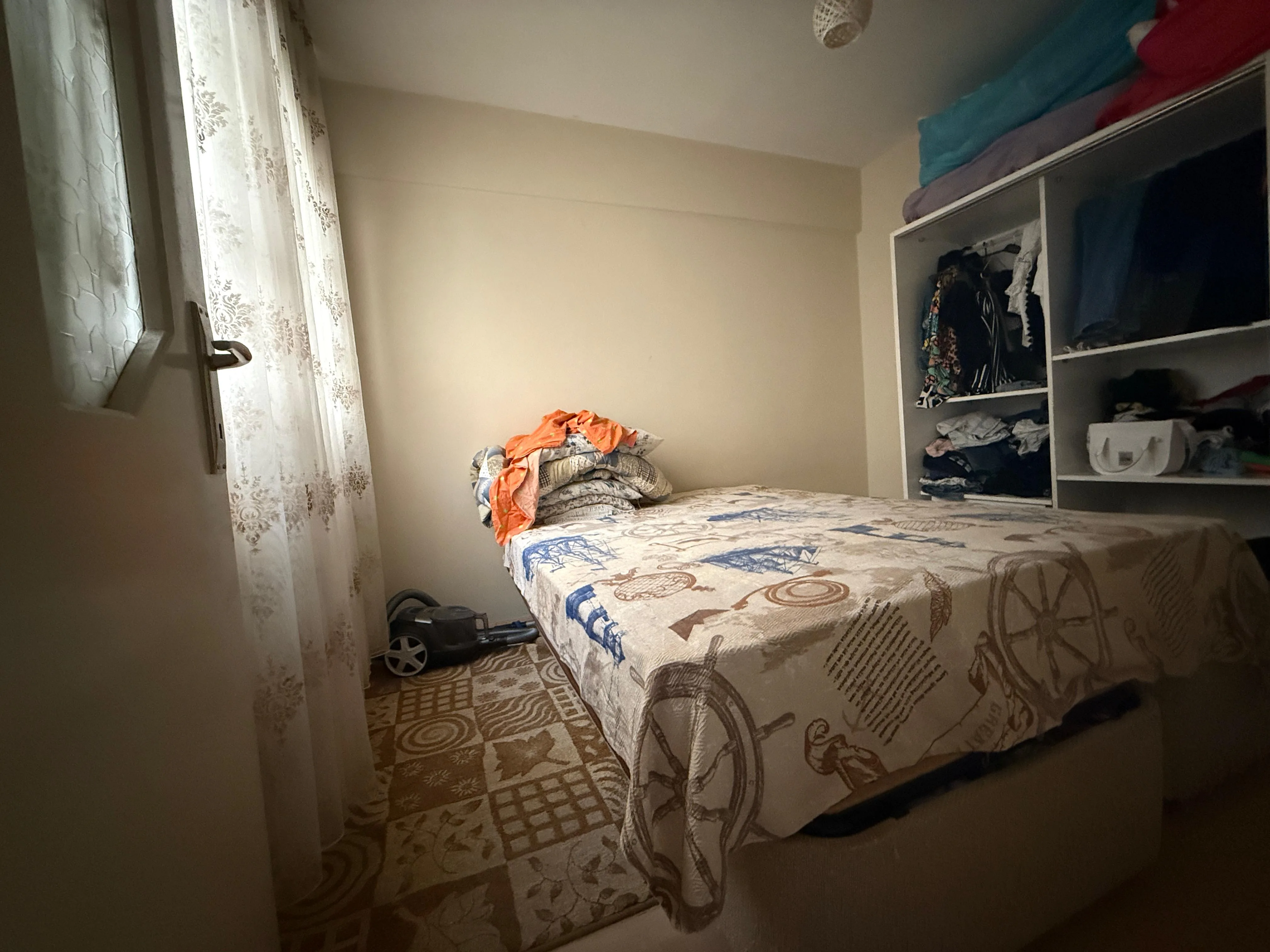 Karşıyaka Nergiz Goncalarda 2+1 Satılık Daire
